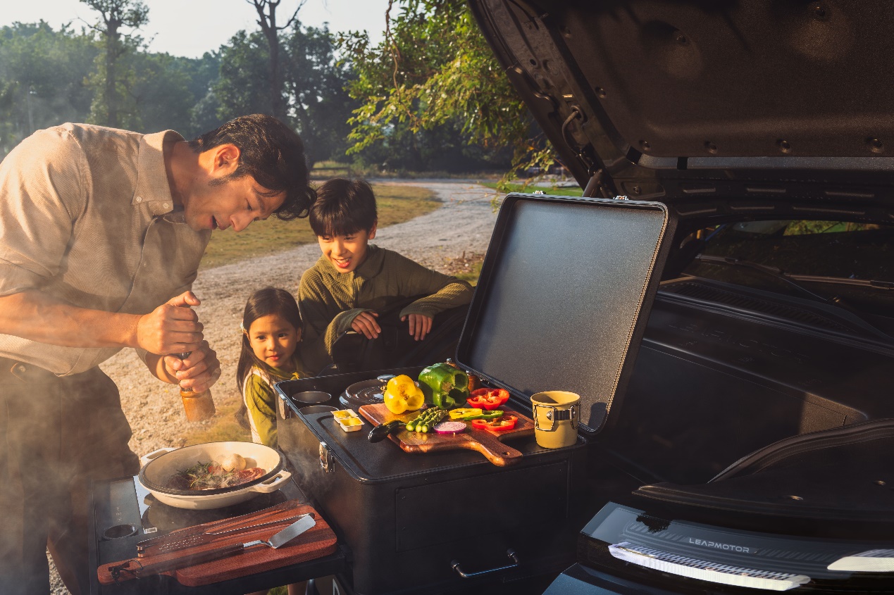 级全尺寸旗舰SUV让豪华触手可及开元ky棋牌零跑D19：30万(图9)